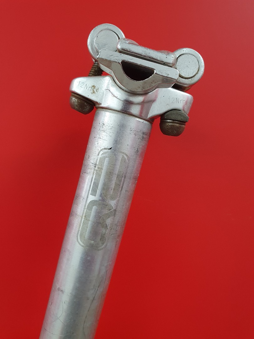 Vintage Q2 seatpost