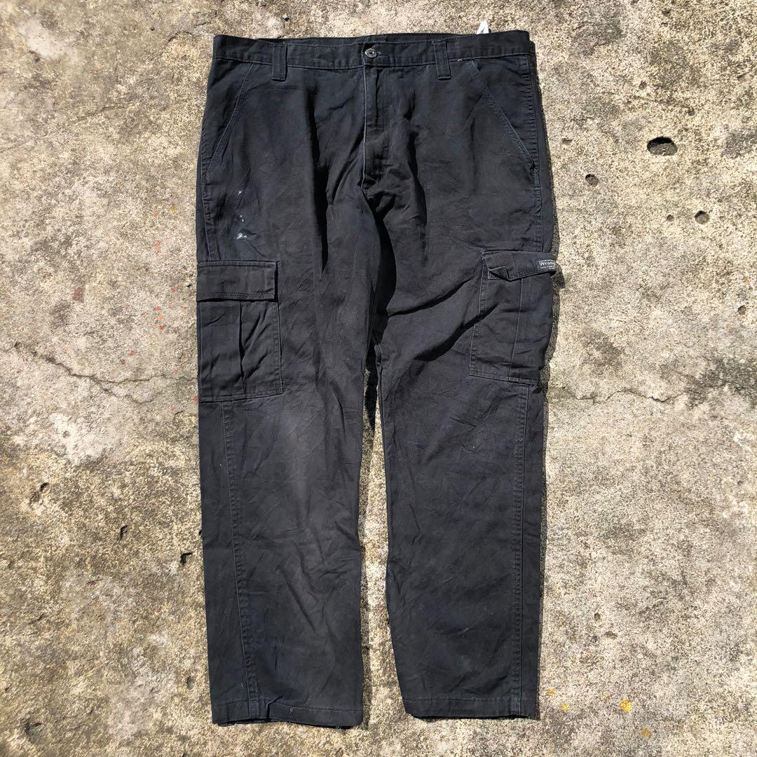 Wrangler Cargo Pants, Men's Fashion, Bottoms, Trousers on Carousell