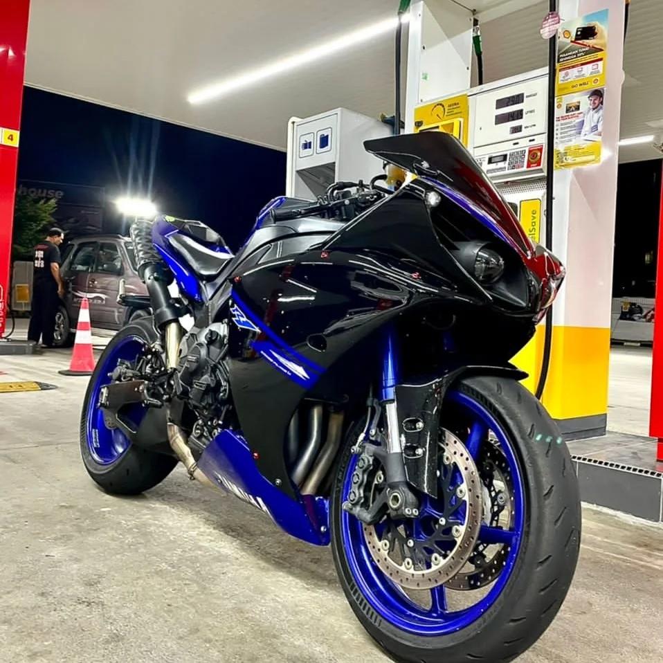 Yamaha shop r1 tcs