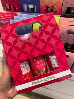 (Category: ) located in . Submitted by shopwith_lynnn (Listing ID 1167945940, Image 1). Description: .