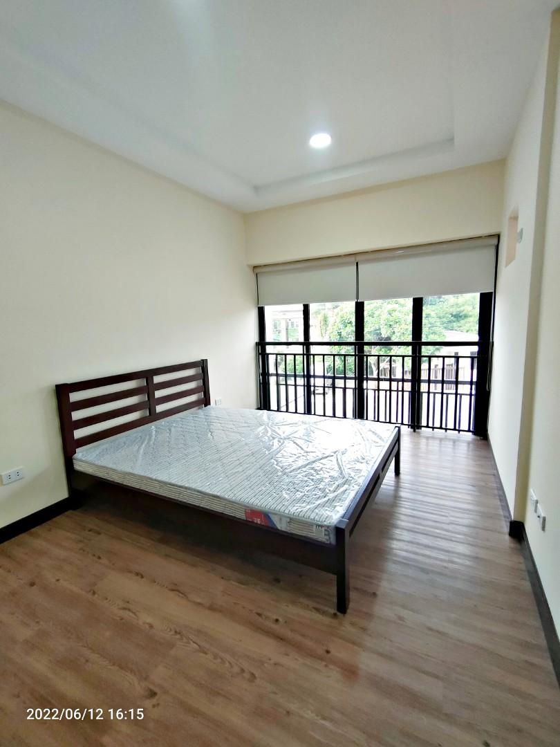 10 DP Discount 4 Bedrooms Townhouse for Sale in Victoria Park