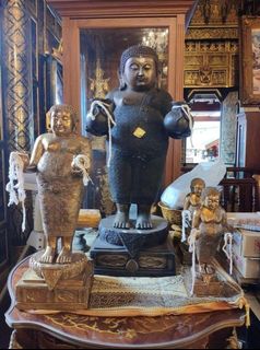 (Category: ) located in . Submitted by thaiobjectmansion (Listing ID 1167937801, Image 1). Description: .