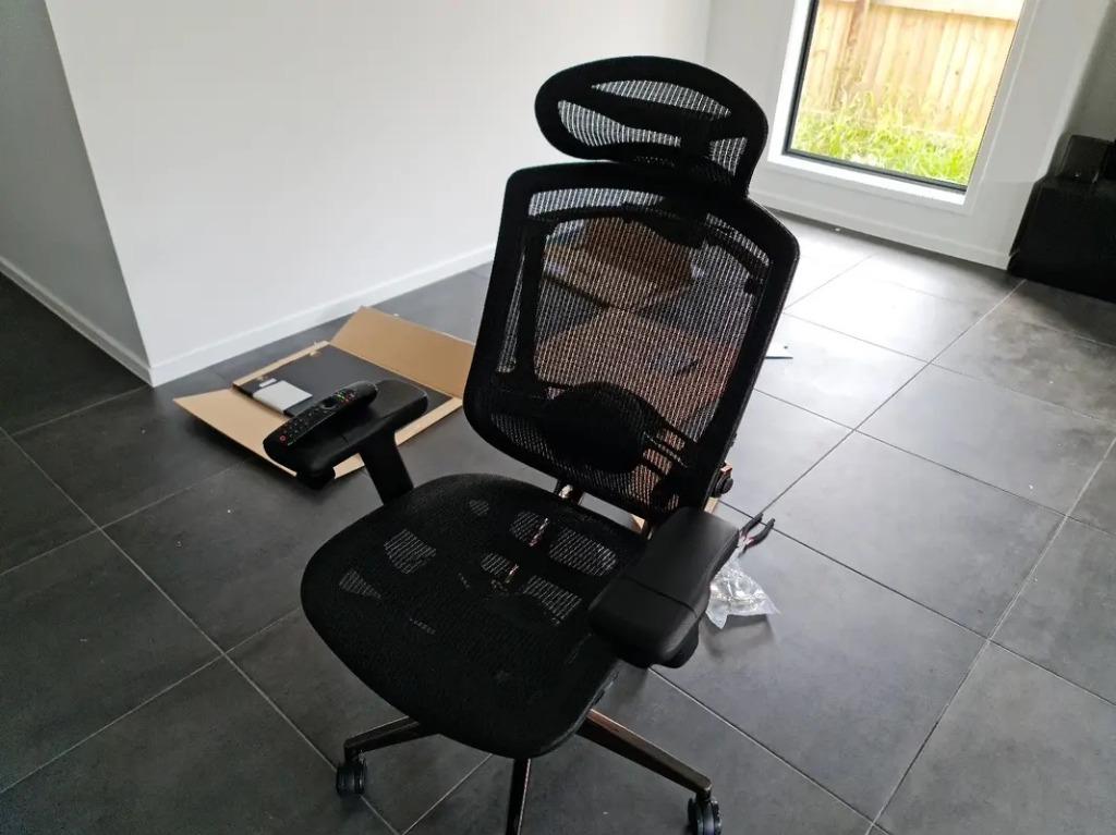 Neuechair malaysia top