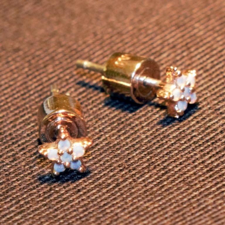 Astrid and online rose jewellery