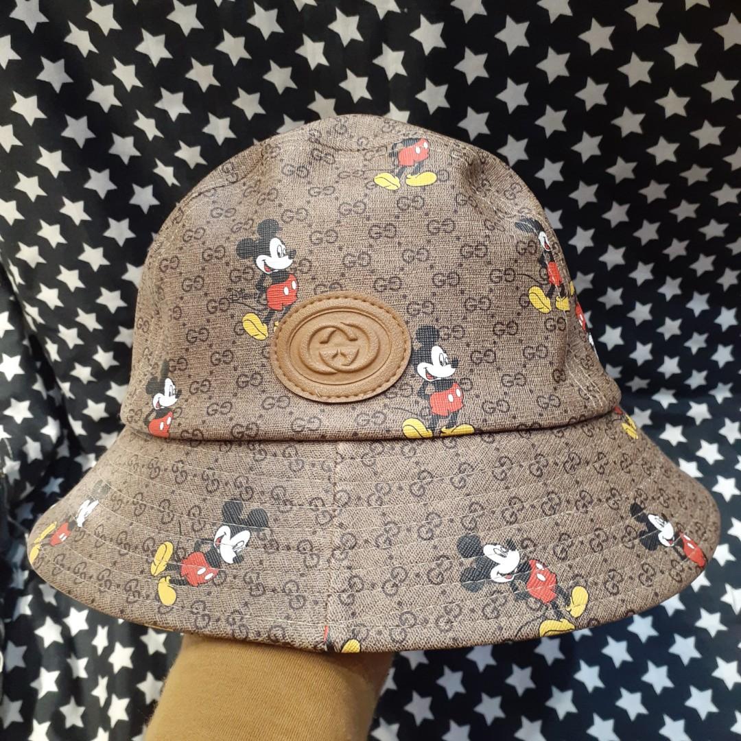 Buckethat gucci x mickey mouse, Barang 