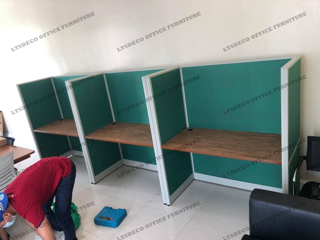 CALL CENTER TABLE OFFICE PARTITIONS, Furniture & Home Living, Office ...