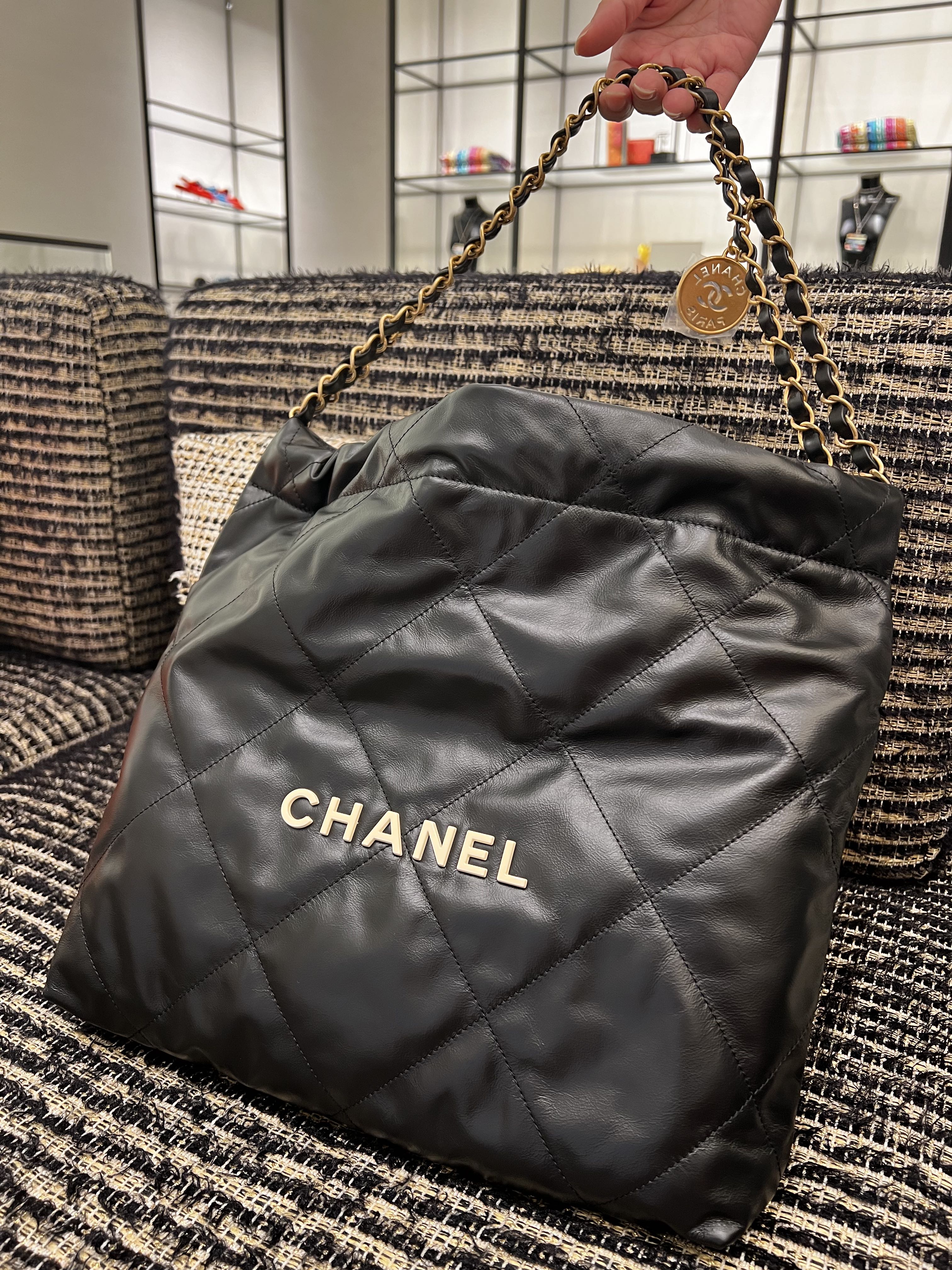 chanel 22 bag outfit