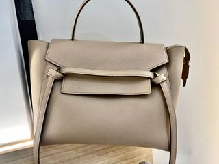 （分類：）位於 。 由 bernickim 提交（商品編號 1168137382，圖片 1）。簡介： 。