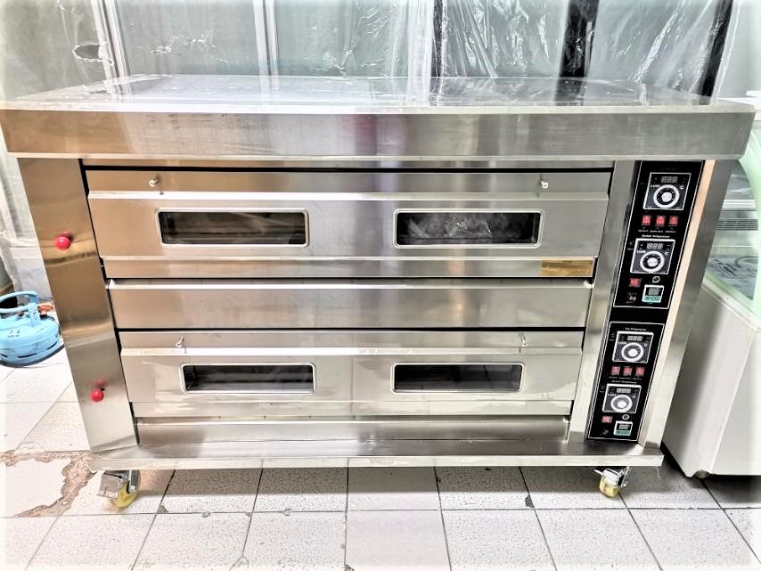 📌CONVECTION TYPE GAS DECK OVEN (2 DECK 6 TRAYS CAPACITY, TV & Home Appliances, Kitchen