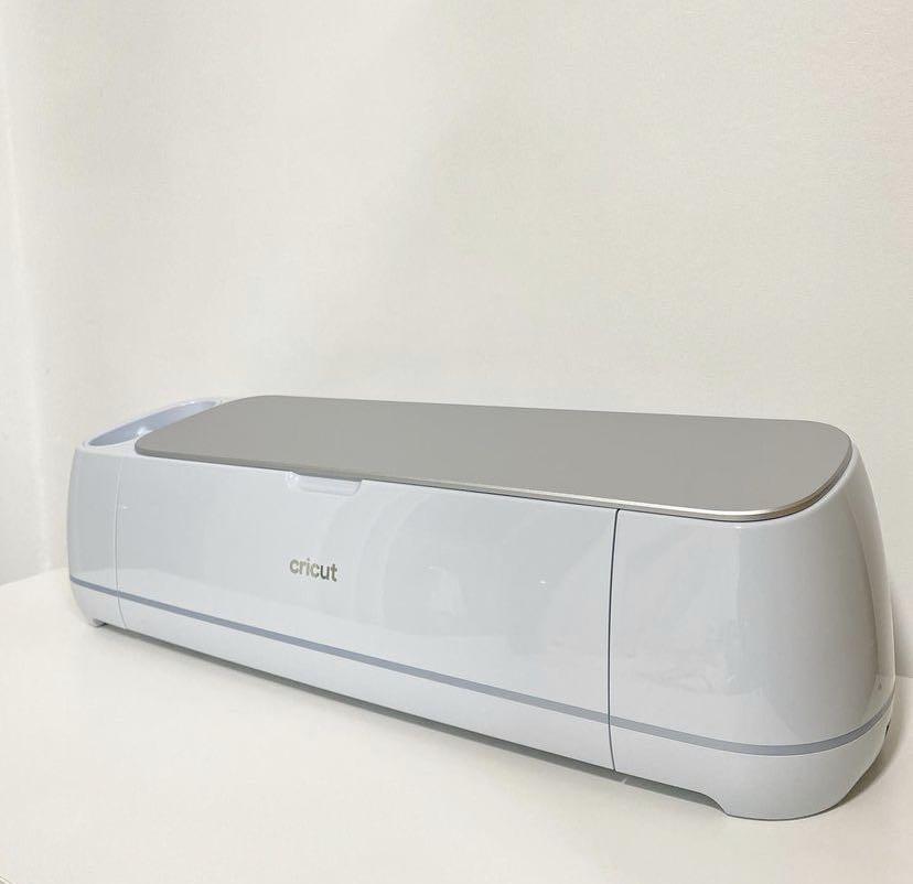 Cricut Maker 3 Smart Iron on Smart Vinyl and Transfer Tape