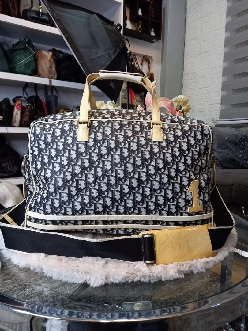 Dior travel (Category: Luxury Bags & Wallets) located in Butuan. Submitted by jen_pre (Listing ID 1168165464, Image 1). Description: .
