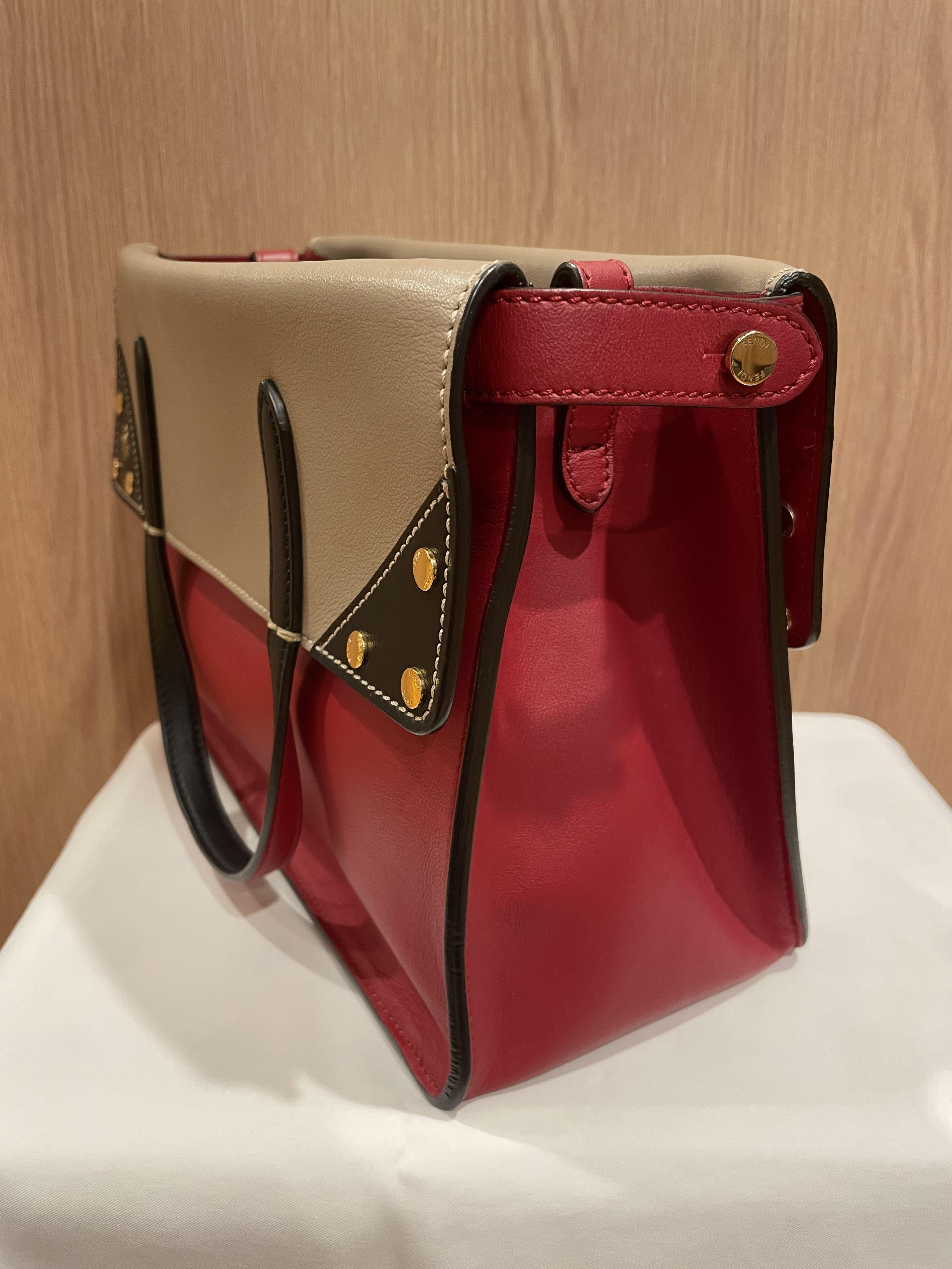 Fendi flip small 2025