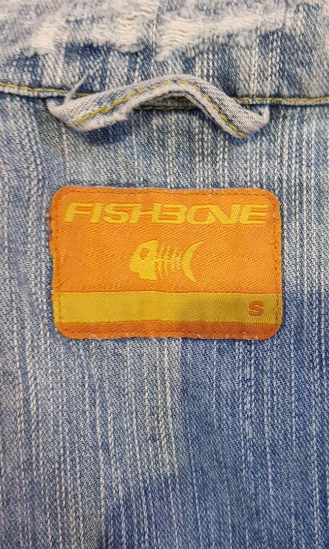 Fishbone denim jacket for ladies (Category: Coats, Jackets and Outerwear) located in Taguig. Submitted by ptricia (Listing ID 1168209567, Image 3). Description: .