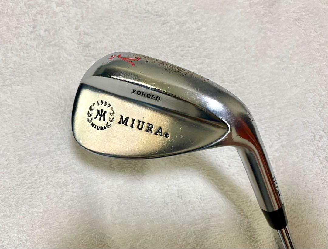 Golf approach wedge top
