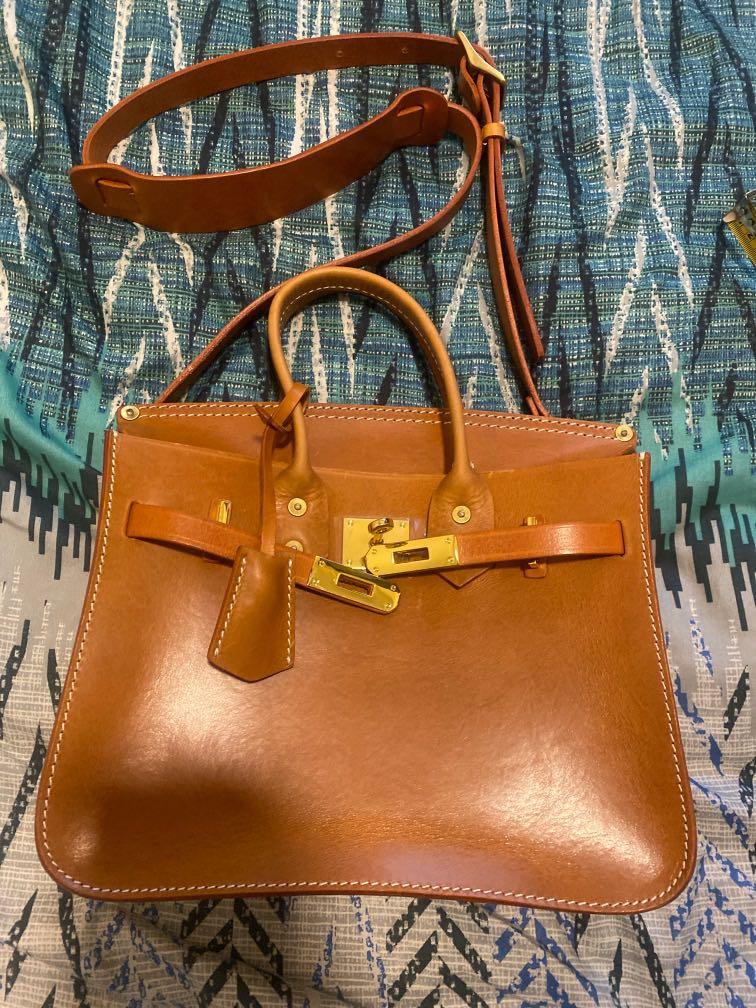 Hard leather bag Women s Fashion Bags Wallets Shoulder Bags on Carousell