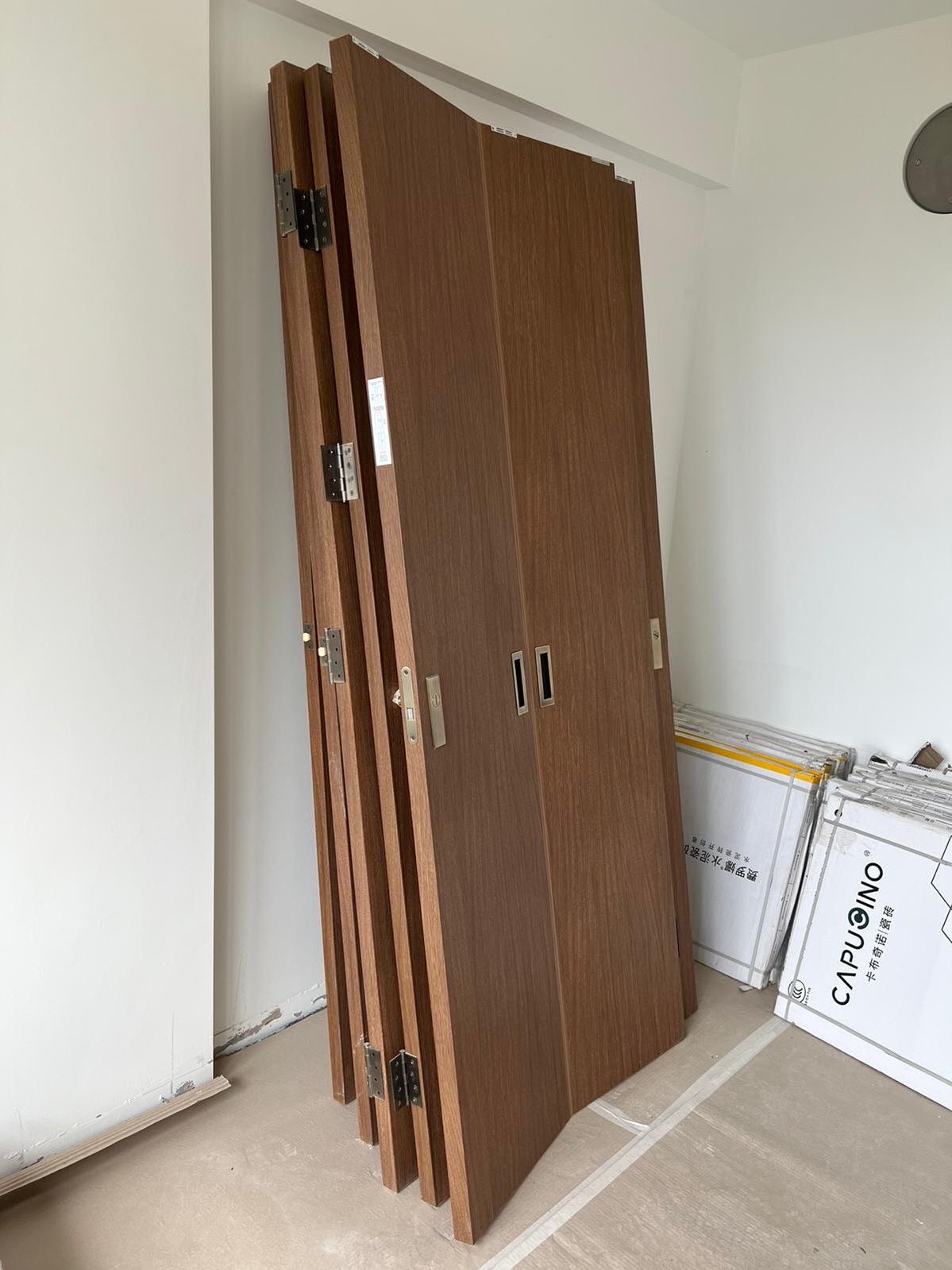 5 pcs BTO Toilet & Bedroom laminated UPVC doors, Furniture & Home Living, Security & Locks
