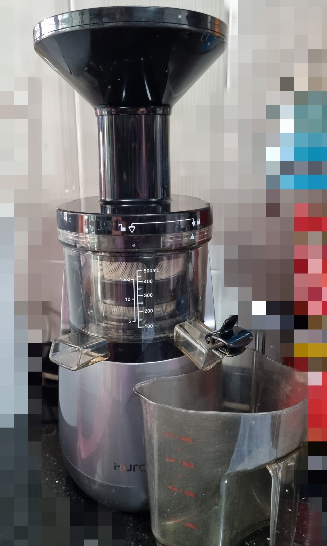 Hurom S12 slow juicer, TV & Home Appliances, Kitchen Appliances