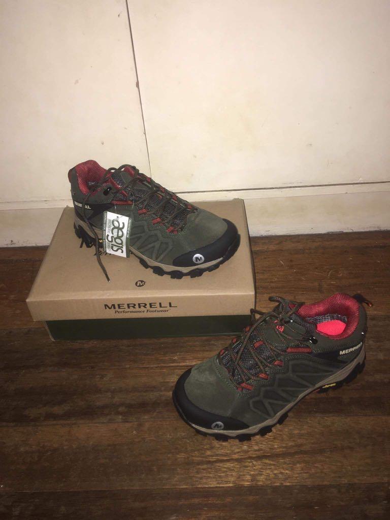 morel hiking shoes
