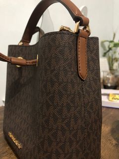 Michael Kors Suri Small Saffiano Leather Crossbody Bag 100% Authentic