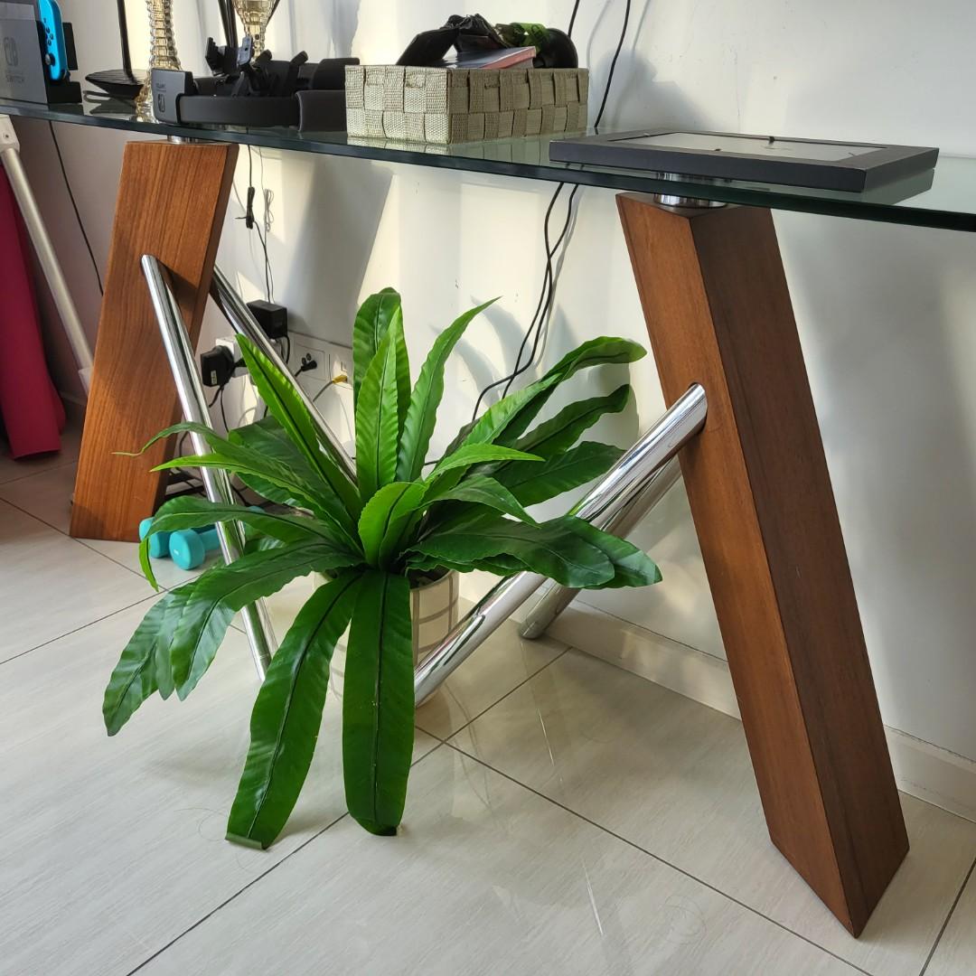 Nick scali outlet console table