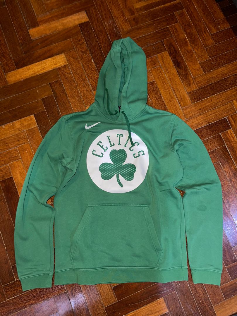 Nike Boston Celtics hoodie, Women's Fashion, Coats, Jackets and Outerwear  on Carousell