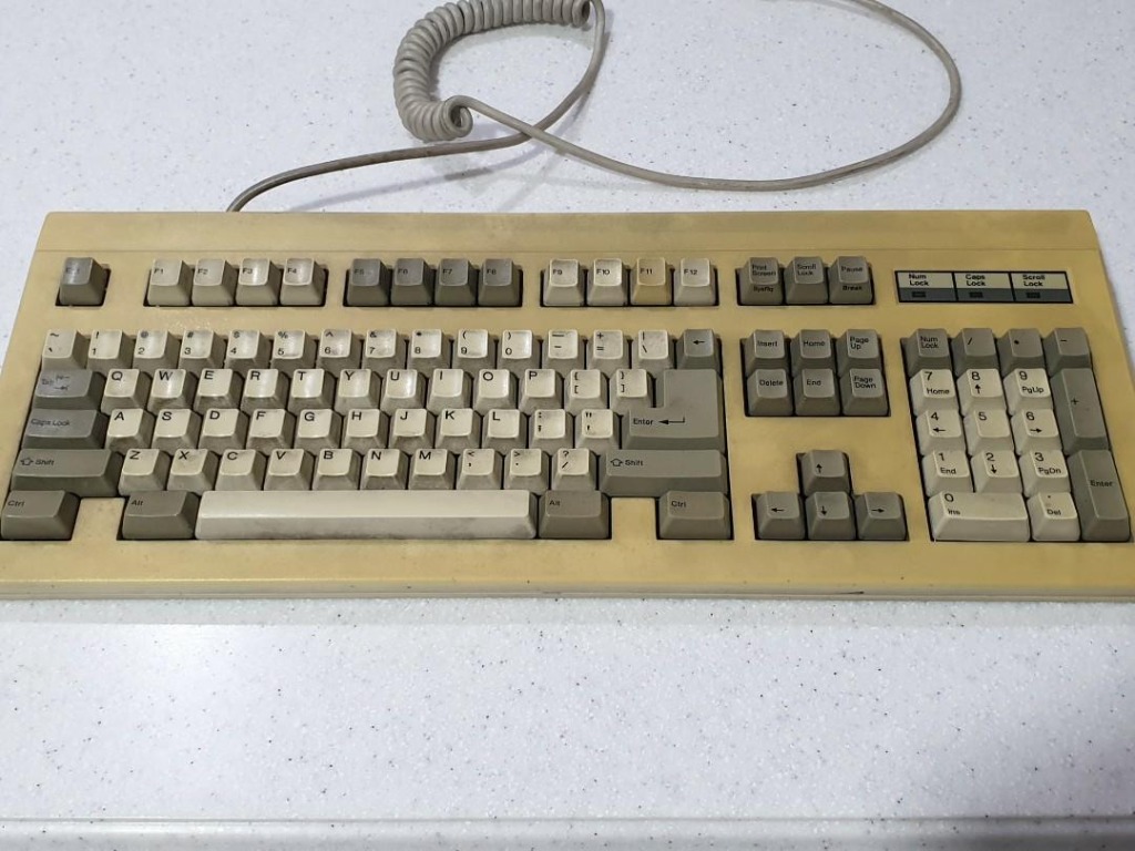 Old Vintage keyboard, Computers & Tech, Parts & Accessories, Computer