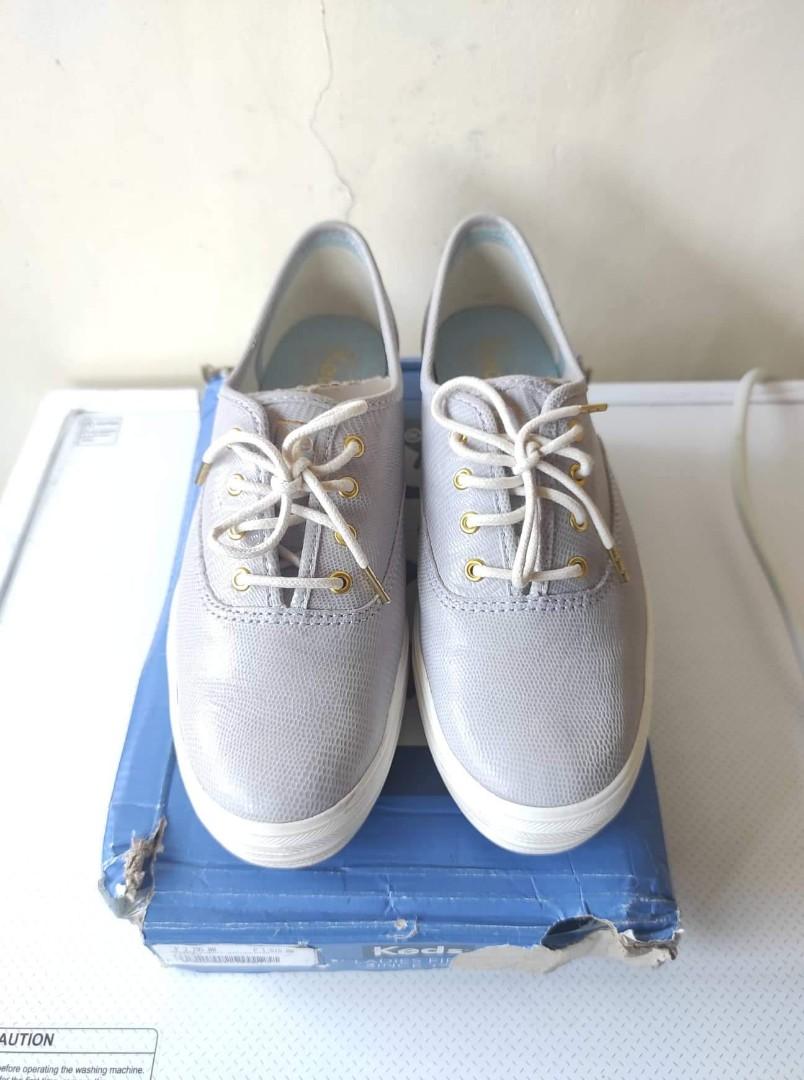 Original keds, Women's Fashion, Footwear, Sneakers on Carousell