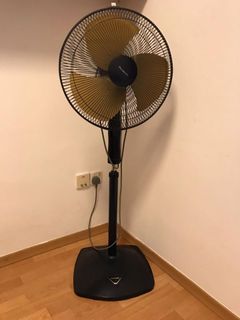 (Category: ) located in . Submitted by subh19 (Listing ID 1168071764, Image 1). Description: .