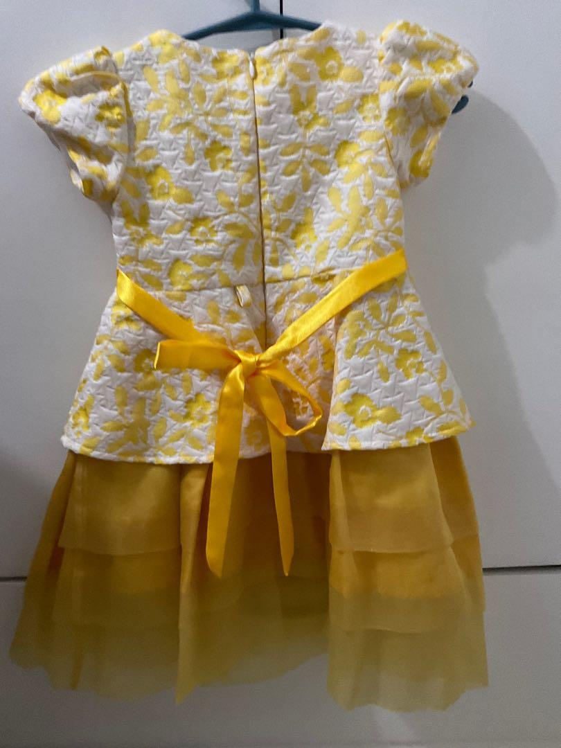 Periwinkle 4T on tag, formal dress (Category: Babies & Kids Fashion) located in Marikina City. Submitted by classyones (Listing ID 1168089056, Image 2). Description: Elegant dress| outgrown Width- 11” Height- 23” Mode of payment: GCASH or BPI transfer .