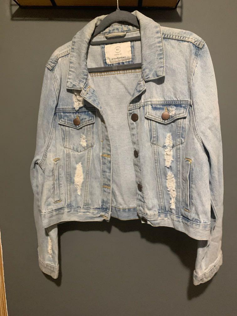 Ripped Denim Jacket, Women's Fashion 
