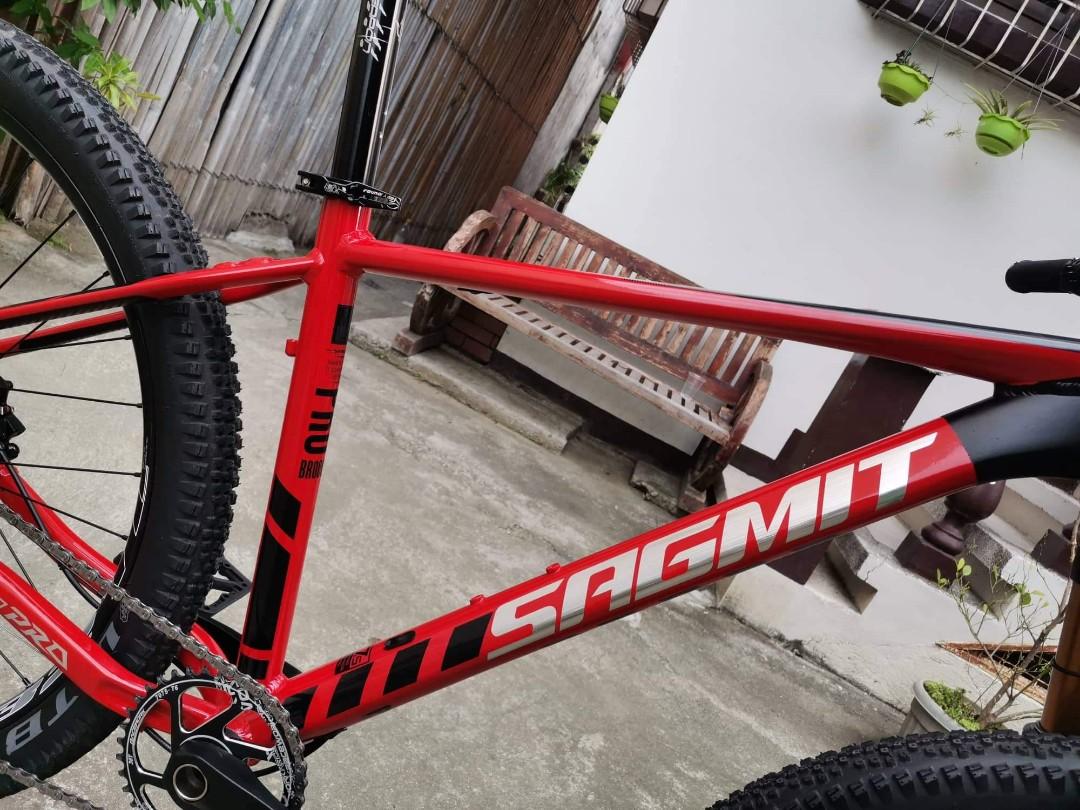 Sagmit brooklyn store frame