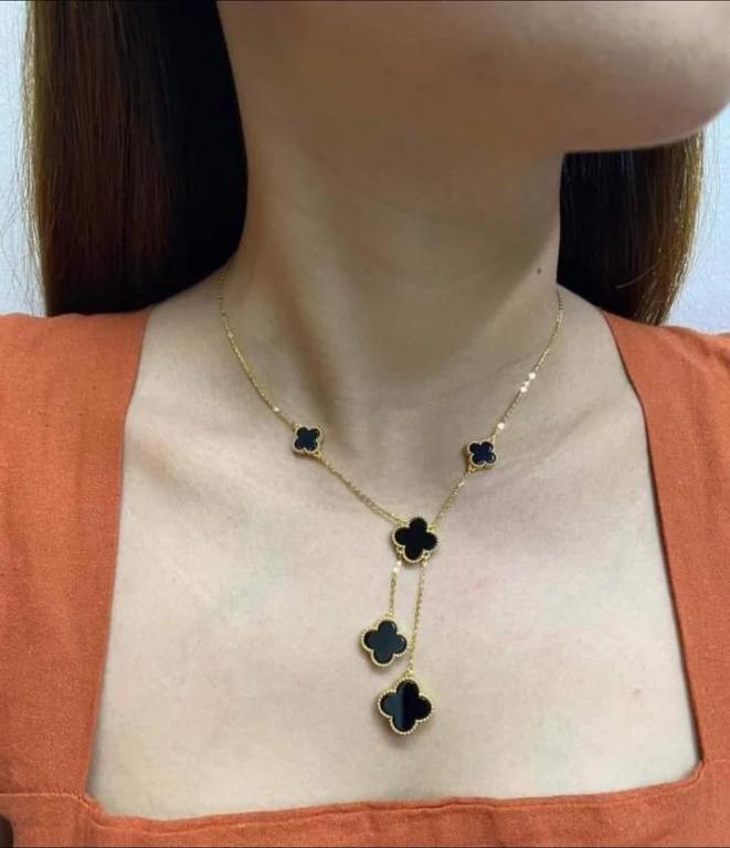 Cartier necklace clover top