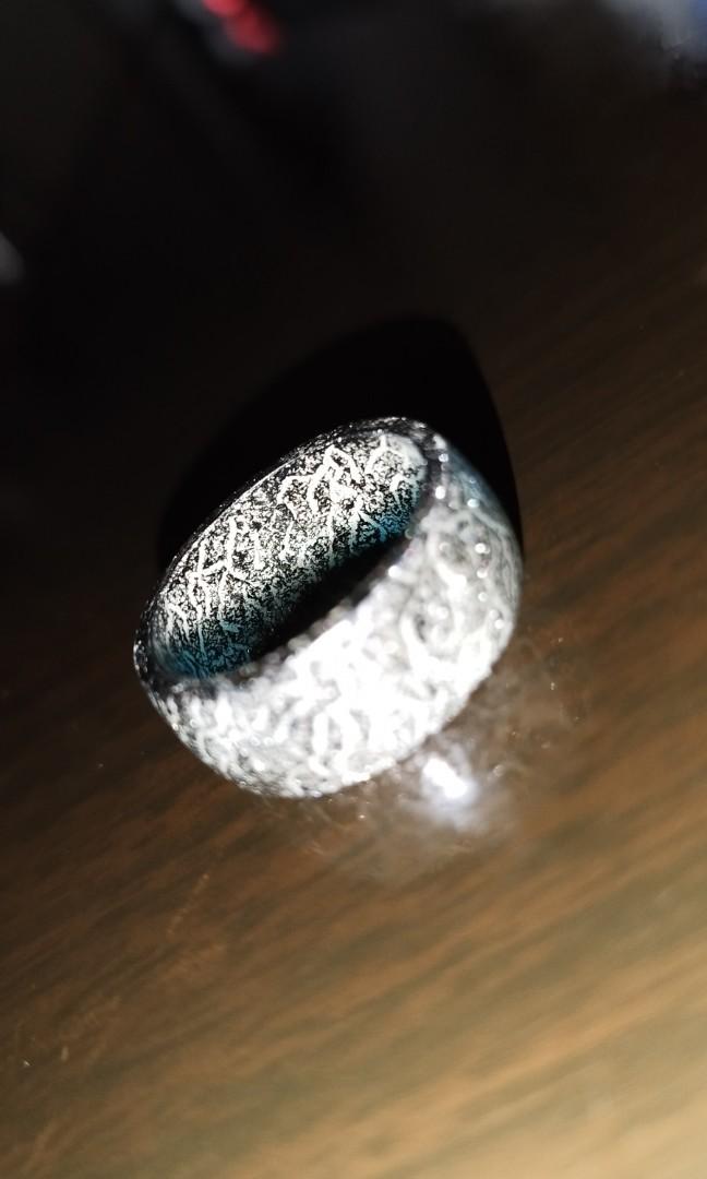 Glo black ring on sale