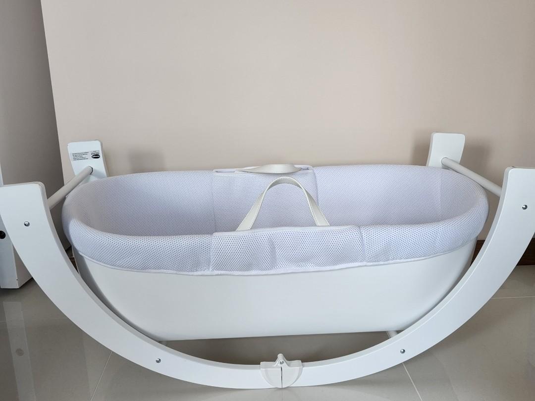 Shnuggle Dreami Moses Basket + mosquito net + 2 cot sheets, Babies