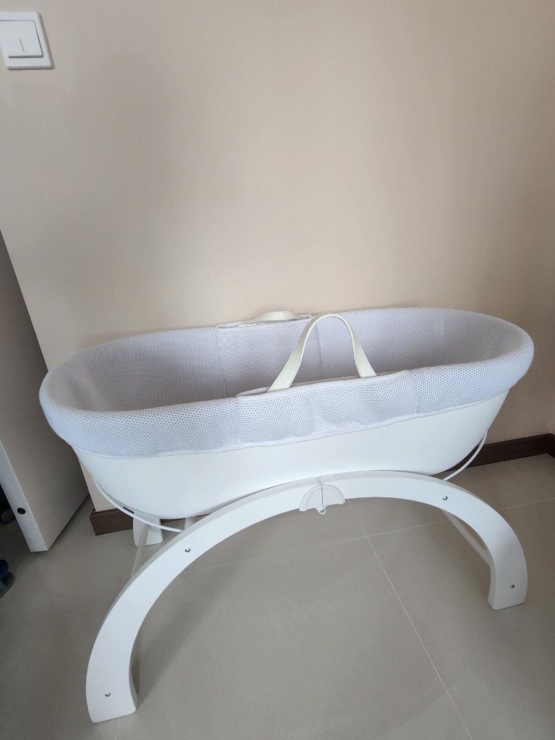 Shnuggle Dreami Moses Basket + mosquito net + 2 cot sheets, Babies