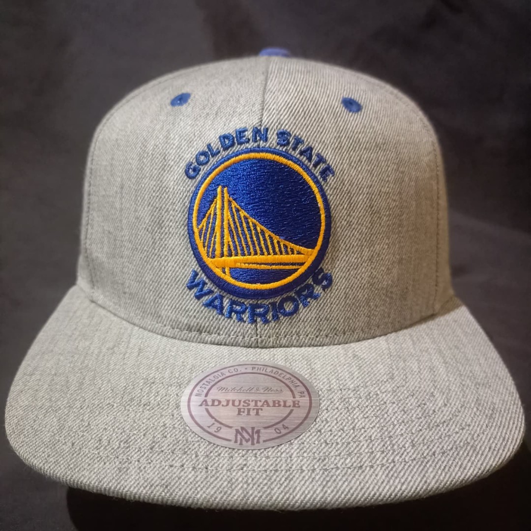 Snapback NBA by Mitchell \u0026 ness, Fesyen 