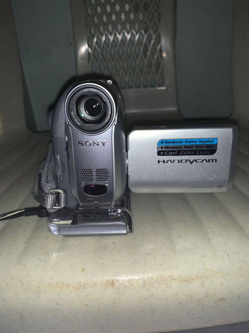 Sony Handycam dcr hc32, Photography, Video Cameras on Carousell