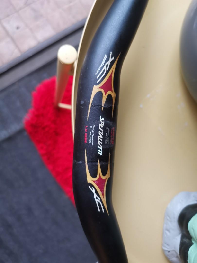 Specialized handlebar (Category: Parts & Accessories) located in Singapore. Submitted by FitMgn09 (Listing ID 1168230805, Image 2). Description: In perfect shape 680mm lenght Taken out from Stumpjumper Selling cheap.
