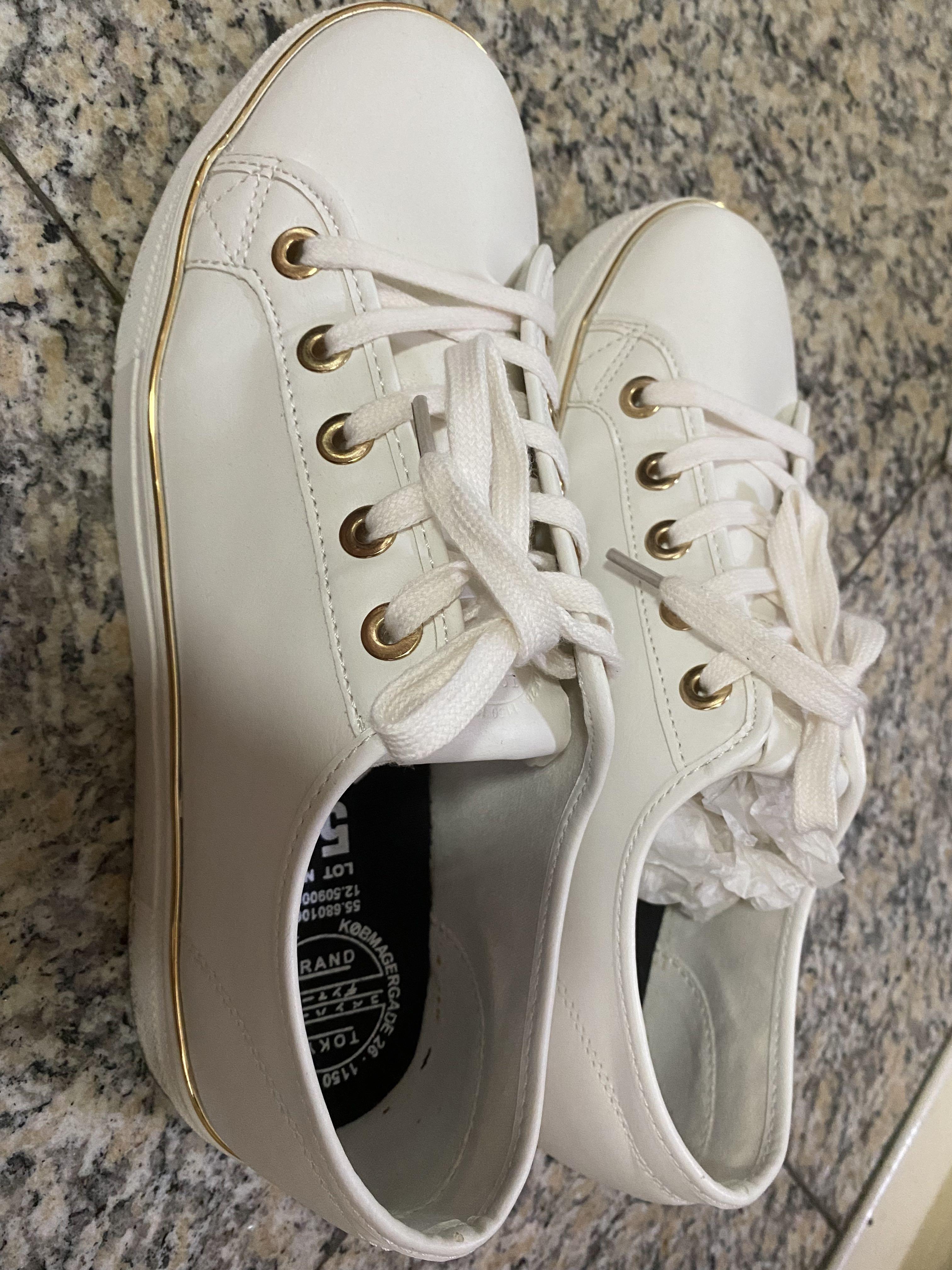 Superdry flatform store trainers