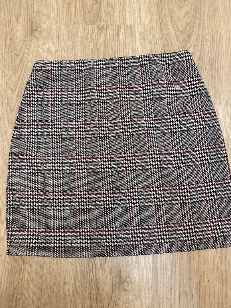 Checkered skirt deals supre