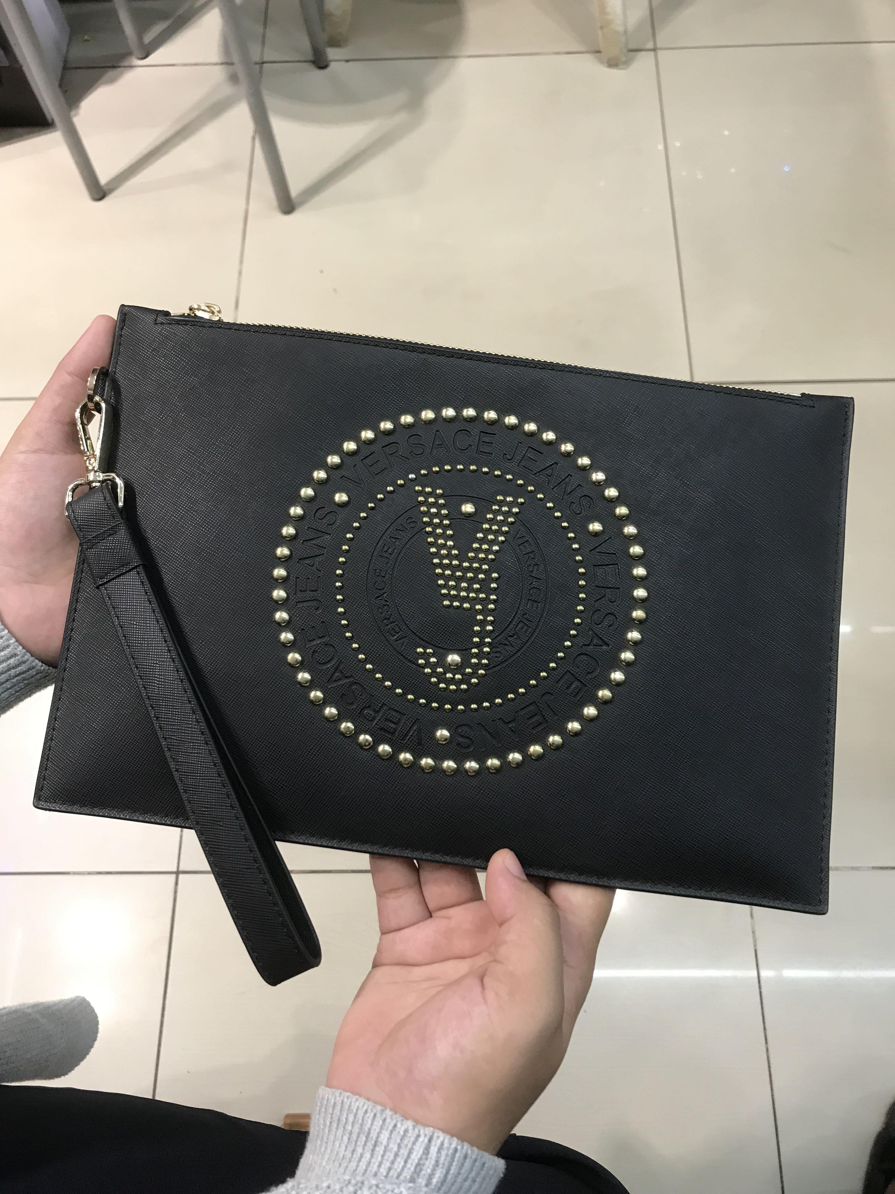 Versace Jeans Pouch, Barang Mewah, Tas 