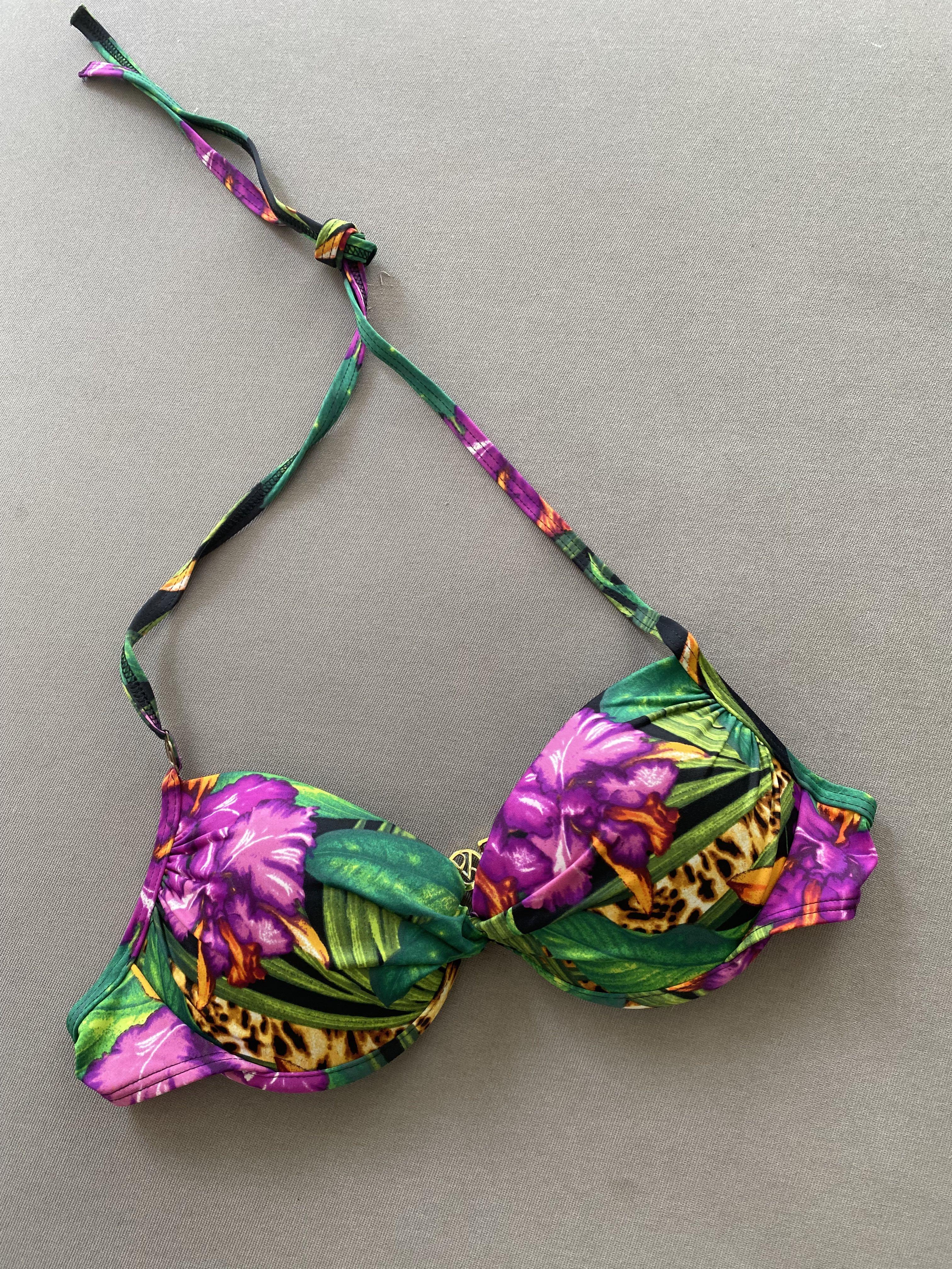 Super Extra Push Up Bombshell Bra. Very comparable - Depop