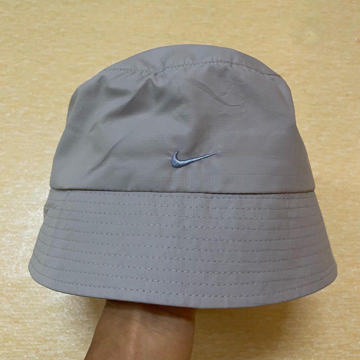Y2K Nike dri fit bucket hat