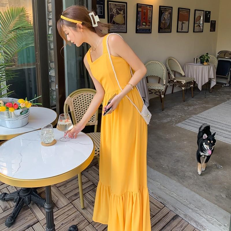 Yellow Long Dress Women / Casual Summer Backless Dress Pantai / Gaun Wanita  Adjustable Premium, Fesyen Wanita, Pakaian Wanita, Gaun u0026 Rok di Carousell