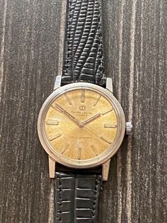 (Category: ) located in . Submitted by oldwatchshop (Listing ID 1168278845, Image 1). Description: .