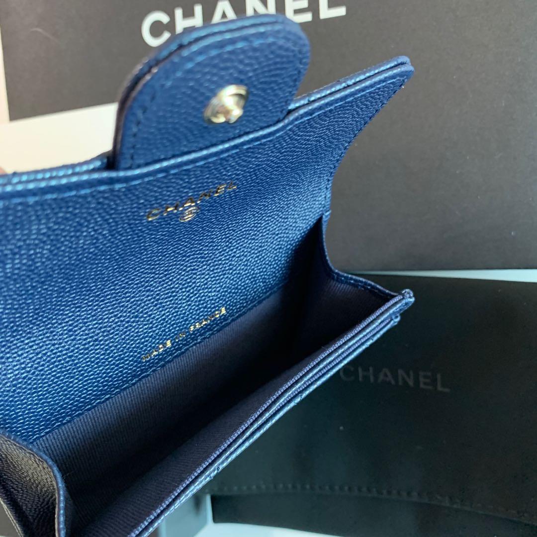 全新new Chanel classic card holder wallet 香奈兒荔枝牛皮AP0214淡金扣銀包, 名牌, 手袋及銀包-  Carousell