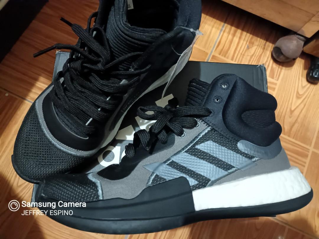 Adidas Boost Mens Shoe Size US 7 Marquee (Category: Sneakers) located in Quezon City. Submitted by jeffreyespino (Listing ID 1168403024, Image 1). Description: All original with box and paper bag SRP: Php7500 Now Php3500 only! Size: US 7 We accept cash, GCash 09152688298, Maya 09989968742, BPI, BDO, LBC, Cebuana Lhuiler, MLhuiler and Palawan Express payments. For faster transaction sms us thru 09989968742 Deliver / pick up thru Grab, Lalamove, Bo