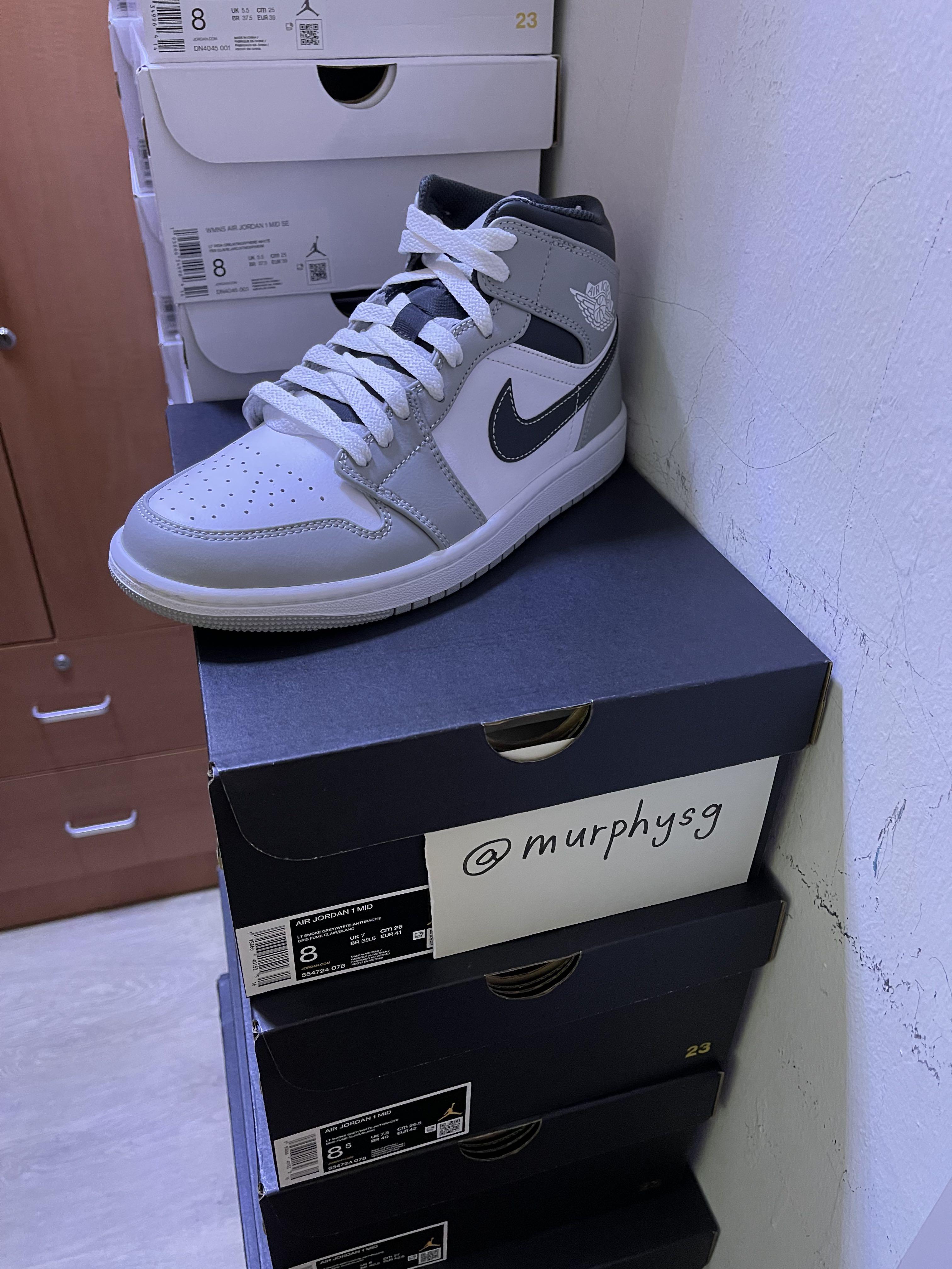 Air Jordan 1 Mid Light Smoke Grey, Men 