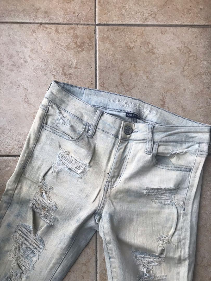 American eagle skinny ripped jeans 