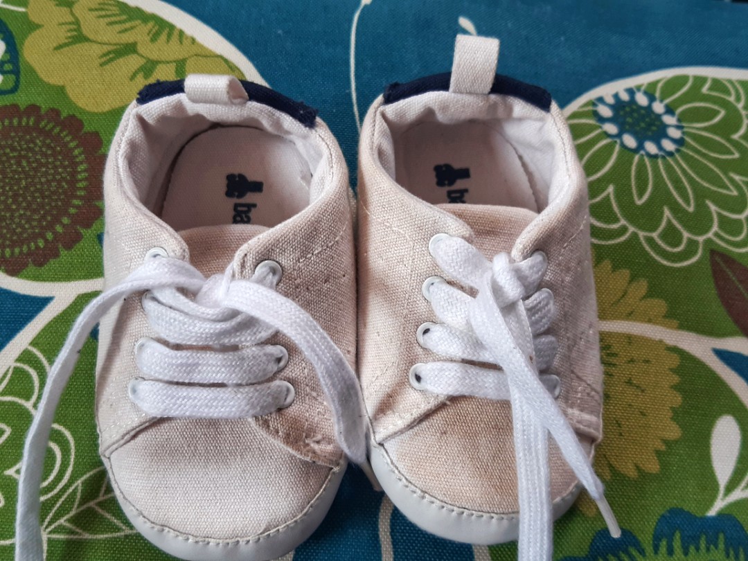 Baby girl shoes gap
